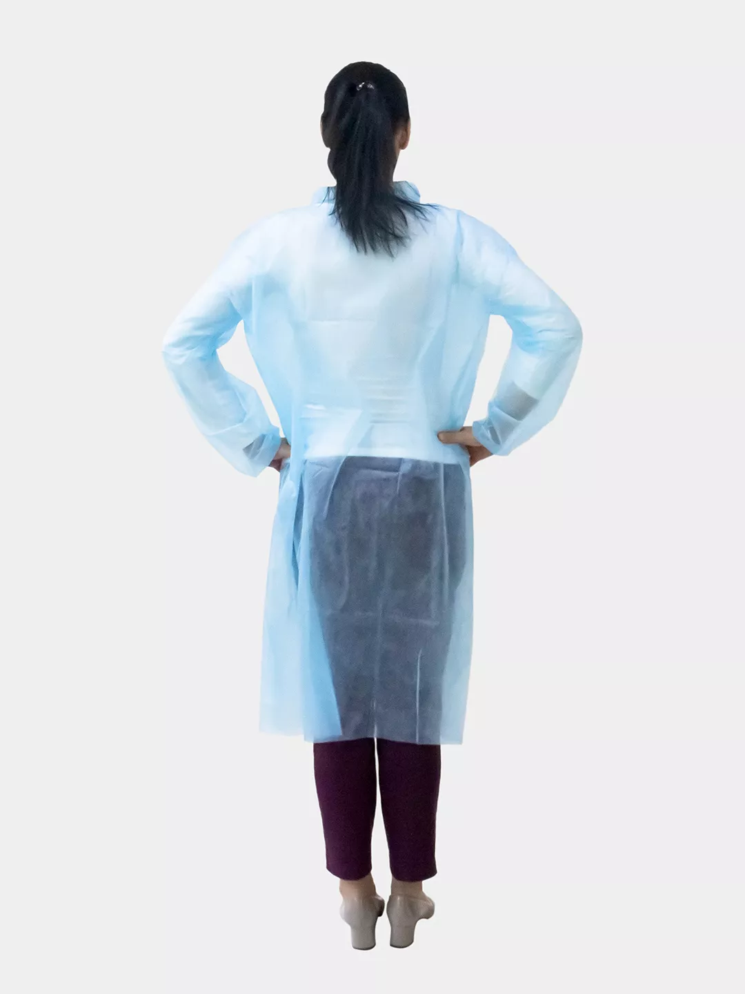 Одноразовый халат Albens (материал спанбонд) плотность 20 г/м.кв. размер XL, на кнопках, рукава на резинке, 50 штук.