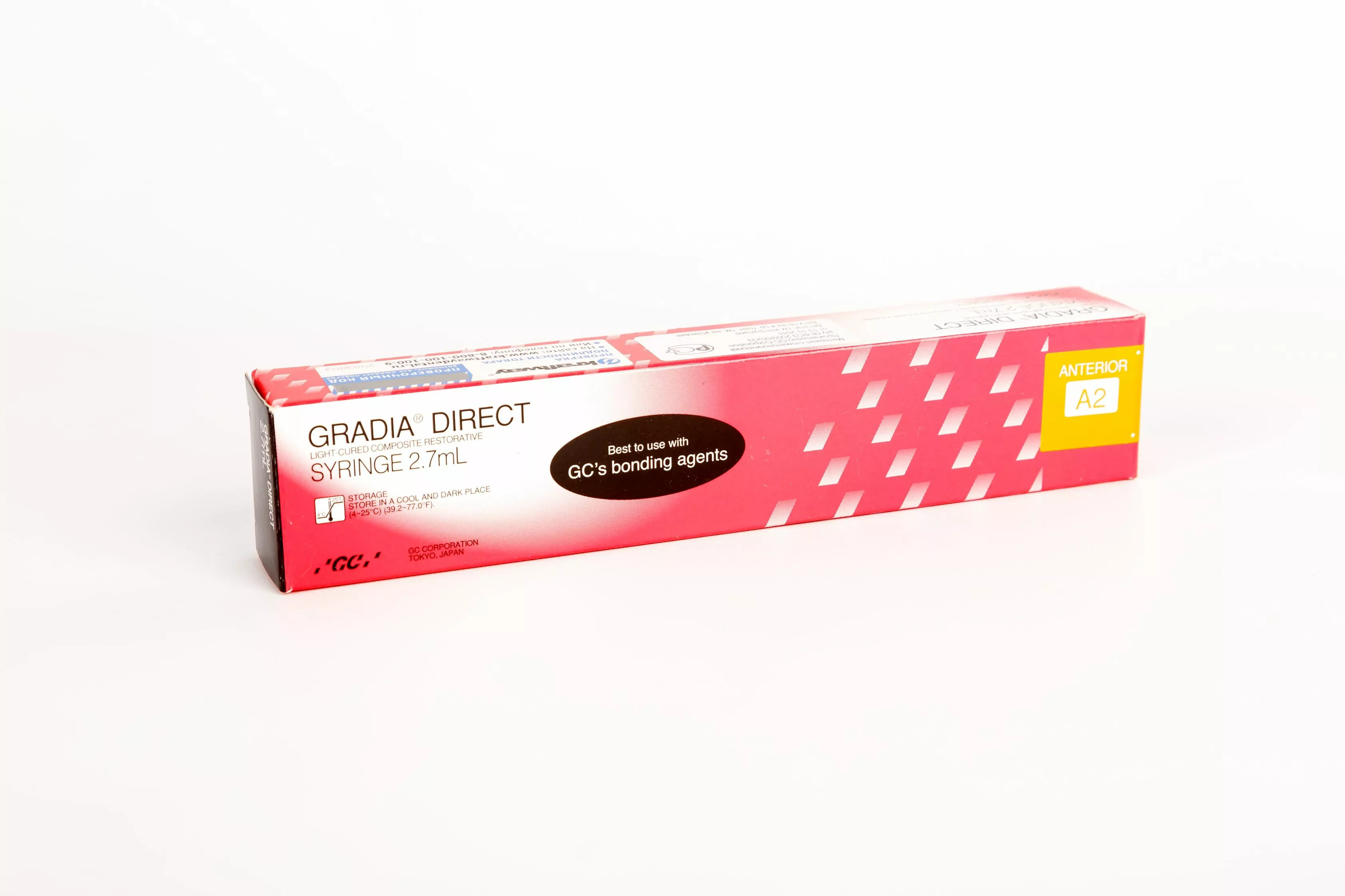 Светоотверждаемый композит для реставрации фронтальных зубов GC Gradia Direct Anterior, A2, 4 г.