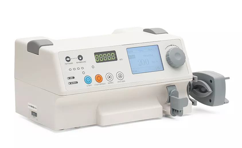BYZ-810 - компактный инфузионный насос с тремя режимами инфузии, объём шприцев 10-50 мл, скорость инфузии 0.1-999.9 мл/ч