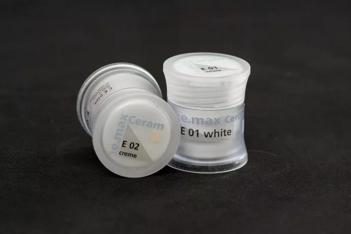 Краситель IPS e.max Ceram Essence 5 г 19 черный